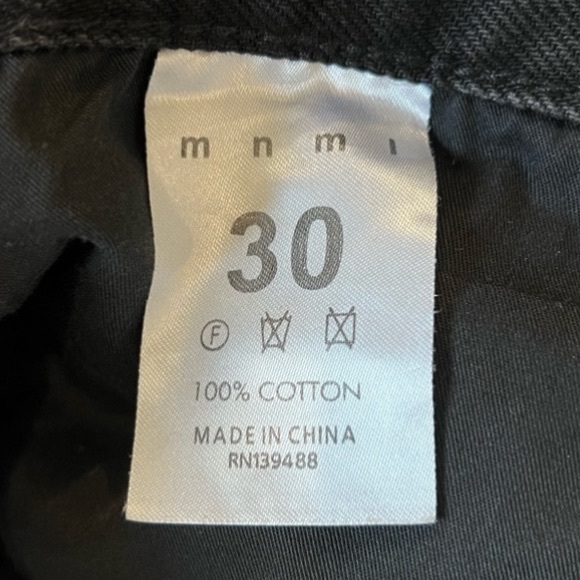 MNML Slim Straight Graphic Butterfly Jeans. - Picture 8 of 14